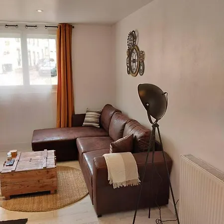 4 Personnes, Lumineux Et Standing بريست